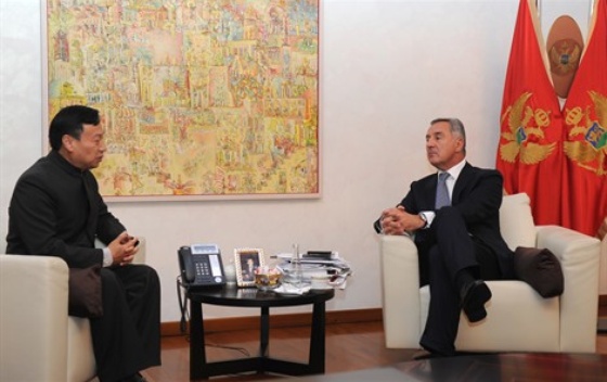 Sastanak premijera Mila Đukanovića i kineskog ambasadora u Podgorici, Cuija Dživeia