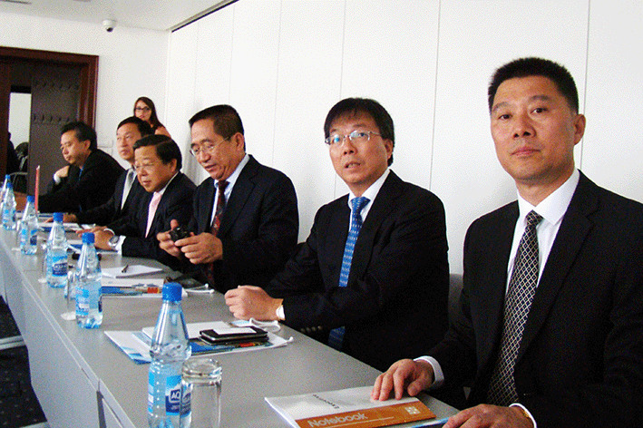 Delegacija kineske provincije Sičuan u Komori