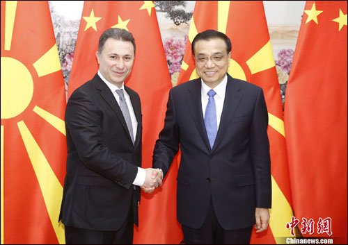 Kineski premijer Li Keqiang sa kolegom iz Makedonije, Nikolom Gruevskim