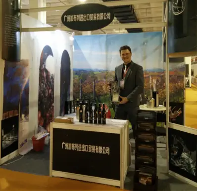 Gabriel Groupa na prodaja vina u Kini